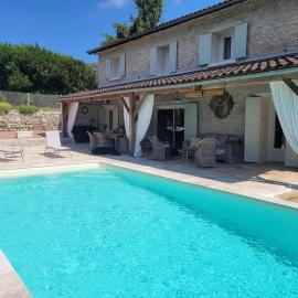 Gite 7 personnes piscine privée