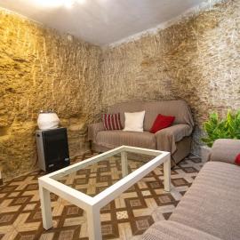 Casa Aveda en la Roca - by Allexperiences، فندق في سيتينيل