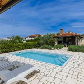 Holiday Home Ema by Interhome โรงแรมในNova Vas
