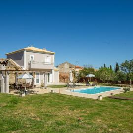 Villa Nima Corfu Private pool, hotel a Kothoníkion
