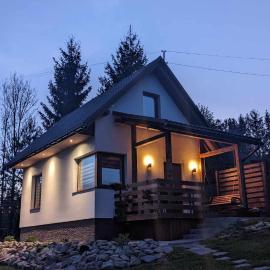 Cichata - domek w Bieszczadach, Hotel in Czarna