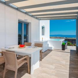 Bliss Holidays Spot, khách sạn ở Fira