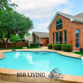 Captivating 6BR 3BA Holiday Home with Pool & Fire Pit