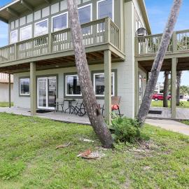 Beach View Lower by Pristine Properties Vacation Rentals