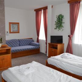 Hotel Peliny – hotel w mieście Choceň