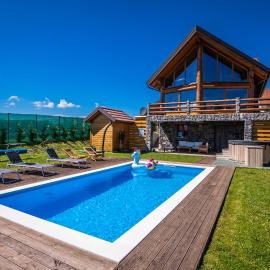 Log home Mountain Mama