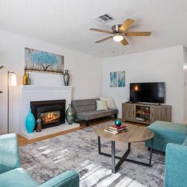 Trinity Escape Entire home near Lodi Lake, hotel a Lodi