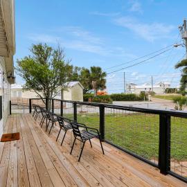 Flirty Flamingo by Pristine Properties Vacation Rentals, hotel a Beacon Hill