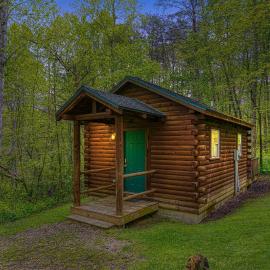 Blue Rose Cabins - Cozy Cabin: Logan şehrinde bir otel