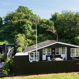 Nice Home In Hejls With Wifi, Hotel in Hejls