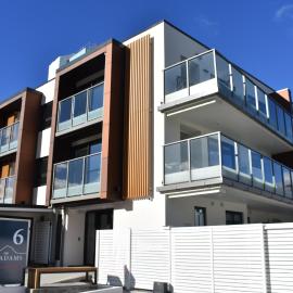 6 on Adams, hotelli kohteessa Mount Maunganui