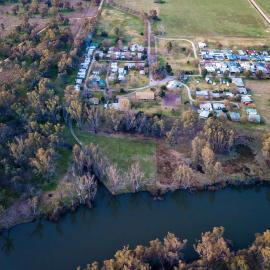 Kismet Riverside Lodge, hotel in Howlong