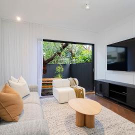 The Cloudscape - Cosy, Modern, and Chic Designer Pad, hotel i Newcastle