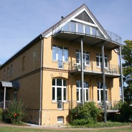 Gästehaus am Lausitzring, hotel u gradu 'Poley'