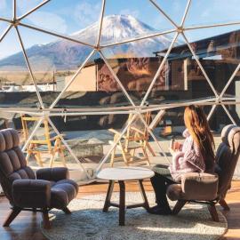 VISION GLAMPING Resort & Spa 山中湖, hotel u gradu Jamanakako