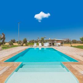 Villa Phedra Luxury by HDSalento, hotel di Casarano