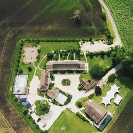 Domaine de la RIMBERTIÈRE, hotel en Thuré