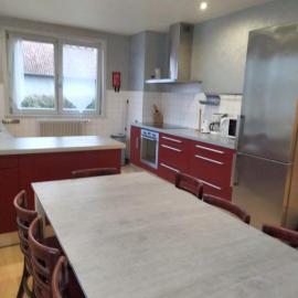 Grand appartement de 4 Chambres moderne et lumineux, entièrement meublé