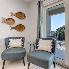 Ketch Courtyard Condo - Oceanview Balcony - Pool - Steps from the Beach