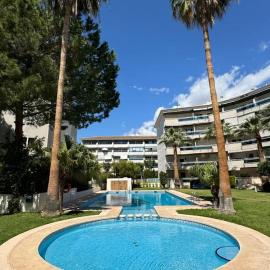 Penthouse in Albir with Sea Views, 100m from Beach