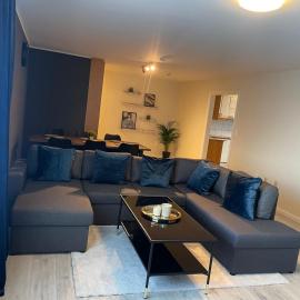 IQ Apartments 2، فندق في كيفلافيك