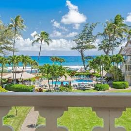 Beautiful OCEAN VIEW with free Parking & Top Floor