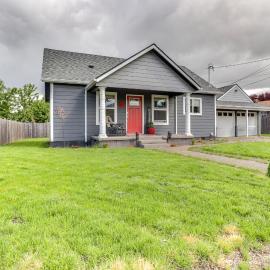 Charming McMinnville Home - Walk to Wineries!