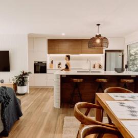 Seaside Escape on 'Tanah'، فندق في Yaroomba