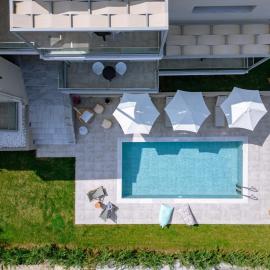 Arodo Suites, hotel in Iraklitsa