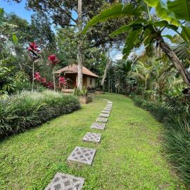 Manada Villa Homestay, hotel in Besakih