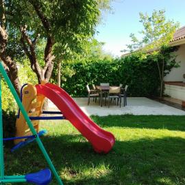 Chalet con JARDIN PUY DU FOU a 10 min ,NO FIESTAS!!, khách sạn ở Toledo