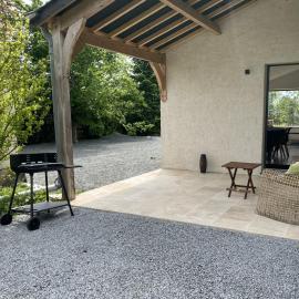 Gîte Pierre de Jade, hotel in Neuillé-Pont-Pierre