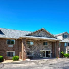 All Towne Suites, hotel din Saint Robert