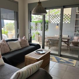 Comfy Kourouta Apartment & Suite, hotel a Kourouta