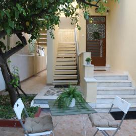 Alimos House