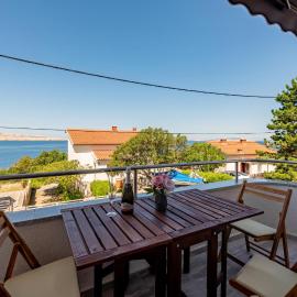 Beautiful Apartment In Prizna With Wifi: Prizna şehrinde bir otel