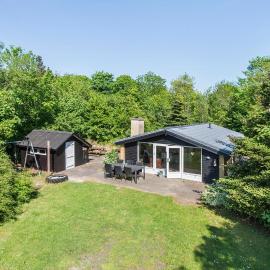 Holiday Home Nøddehaven Oksbøl Iii