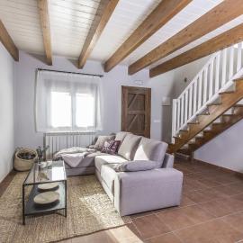 Senda del Cabrerizo, hotel u gradu Albarasin