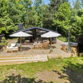 Pet Friendly Home In Sjællands Odde, hotel Yderby városában