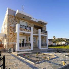 Katerinas Garden: Kámpos şehrinde bir otel