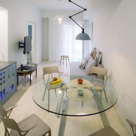 Blue harbour house - style meets comfort, hotell sihtkohas Piraeus