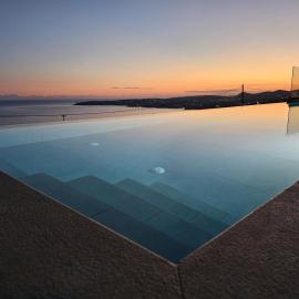 Panorama Blue Kefalonia - Luxury villa in Lourdata, hotelli kohteessa Simotáta