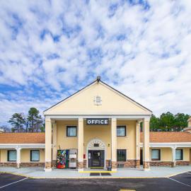 Whitehouse Motel Richmond South, хотел в Ричмънд