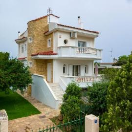 Luxury Villa King George in Nea Makri, hotel in Nea Makri