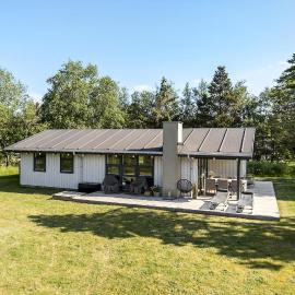 Awesome Home In Strandby With Wifi