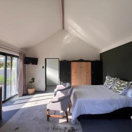 GreenHouse CABIN, hotel in Gqeberha