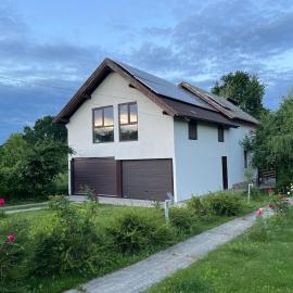 VILLA BY THE LAKE, hotell sihtkohas Curtea de Argeş
