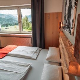Hahnenkamm Hostel, hotell i Reutte