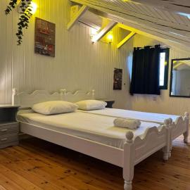 WhiteHome Vasiliki