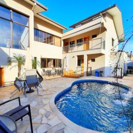 Tons de Mar Apart Hotel, hotel in Ubatuba